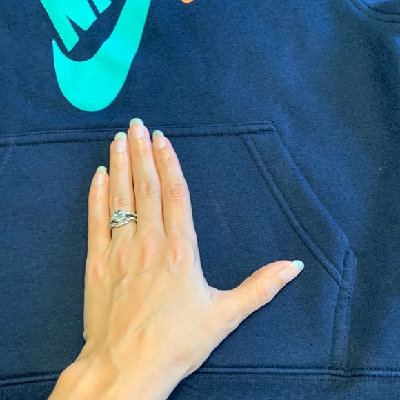 Nike hoodie dark blue, kids small - Picture 3 of 3